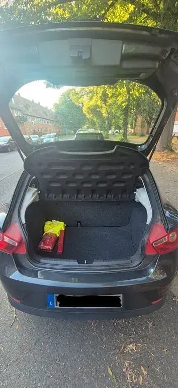 Gebraucht Seat Ibiza 69 PS (50 kW) 2010 Grau Limousine