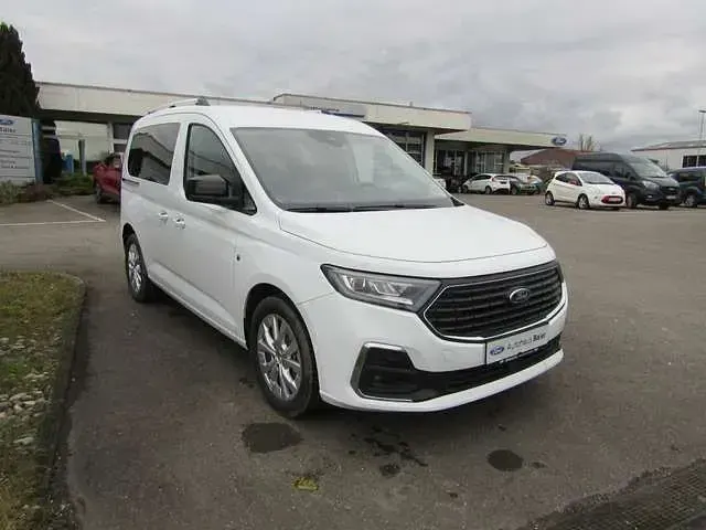 Neu Ford Tourneo Connect Titanium 122 PS (89 kW) 2025 Weiß Van / Kleinbus
