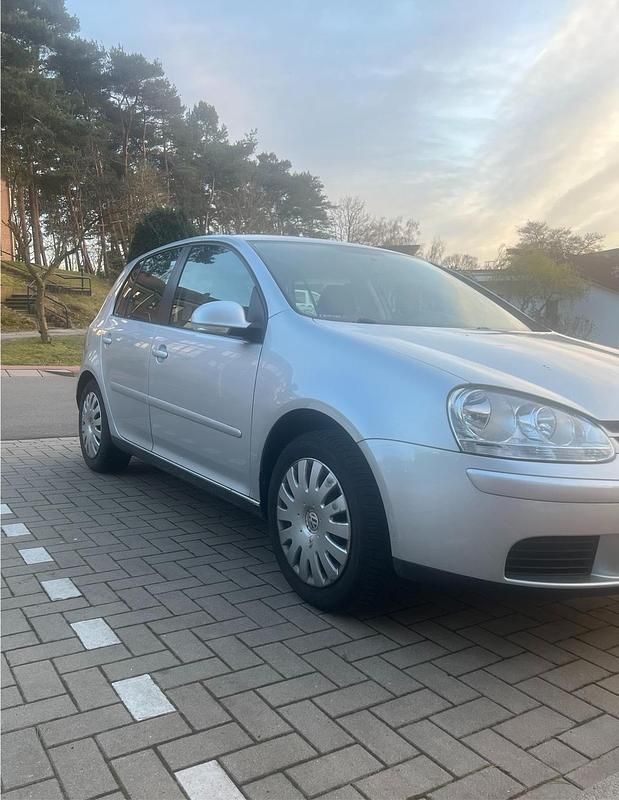 Gebraucht VW Golf IV 102 PS (75 kW) 2006 Silber Limousine