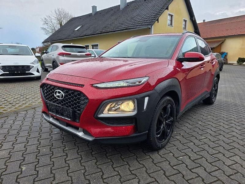 Gebraucht Hyundai Kona Advantage 120 PS (88 kW) 2020 Rot SUV