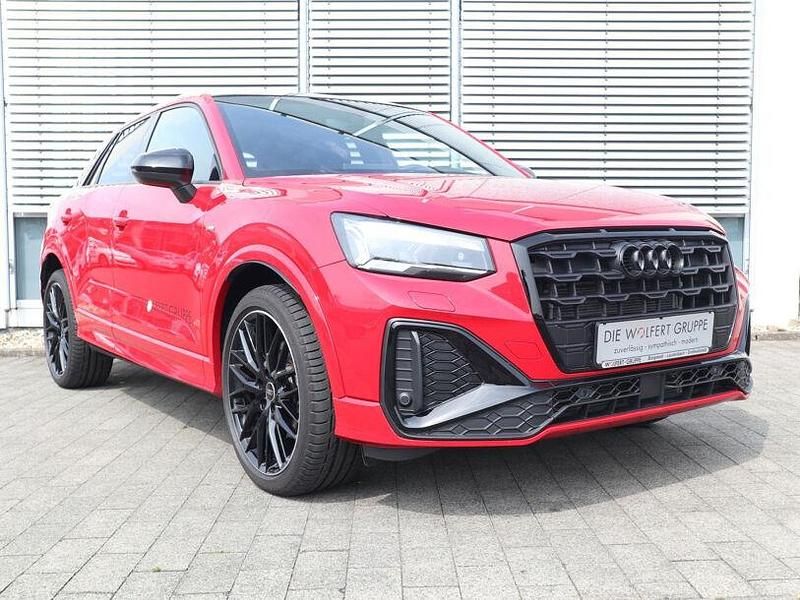 Gebraucht Audi Q2 S-Line 150 PS (110 kW) 2024 Progressivrot metallic SUV