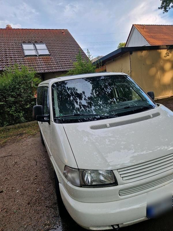 Usata VW Multivan 101 CV (74 kW) 1999 Bianco Monovolume