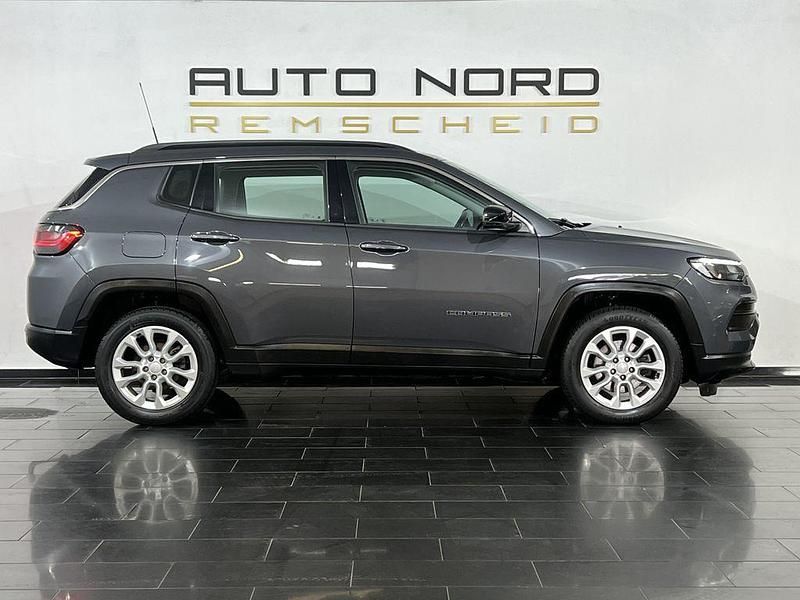 Gebraucht Jeep Compass Longitude 150 PS (110 kW) 2021 Grau SUV
