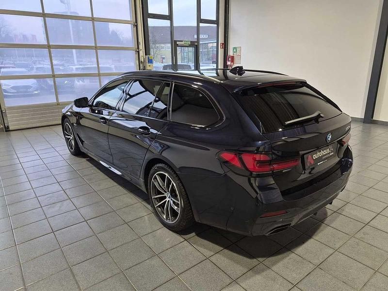 Gebraucht BMW 530e M Sport 292 PS (214 kW) 2022 Schwarz Limousine