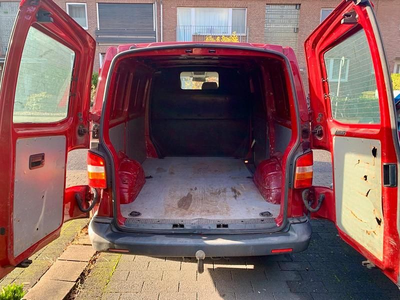 Rot Gebraucht 2006 VW Transporter Van | 3.777 € - Bild 1/4