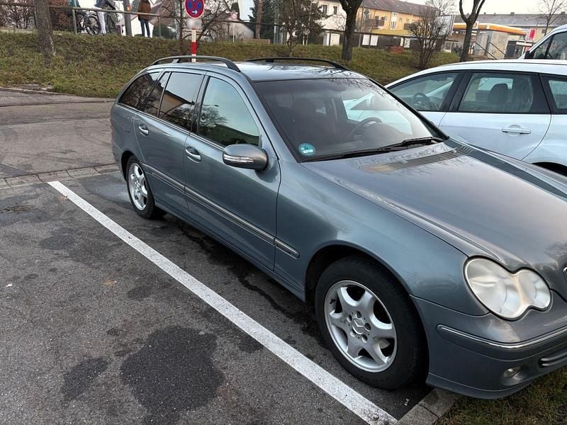 Gebraucht Mercedes C180 Elegance 143 PS (105 kW) 2004 Grau Kombi