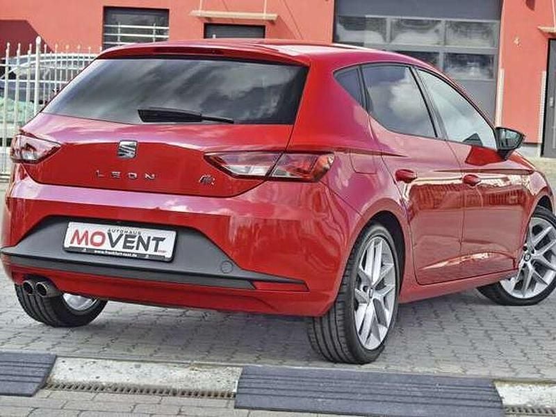 Second-hand Seat Leon FR 180 CP (132 kW) 2016 Roșu Berlinǎ