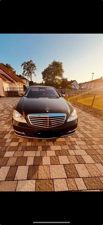 Schwarz Gebraucht 2011 Mercedes S500 AMG Limousine | 24.200 € (Fairer Preis) - Bild 1/4