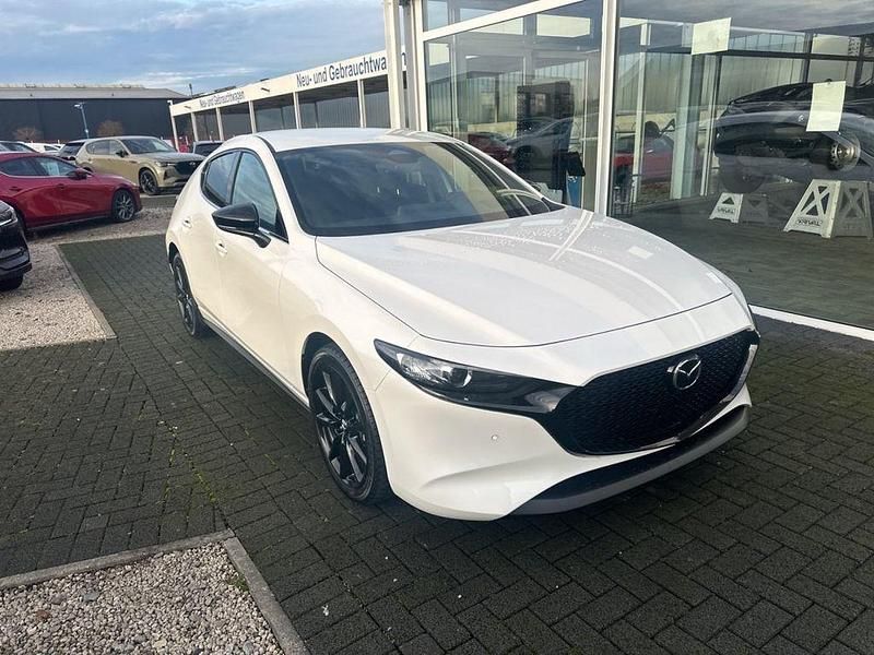 Neu Mazda 3 Homura-Line 140 PS (102 kW) 2025 Weiß Limousine