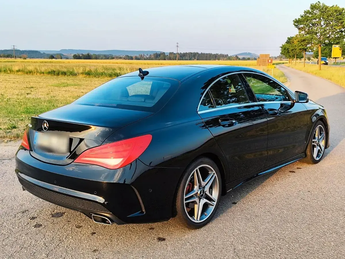 Gebraucht Mercedes CLA200 AMG 156 PS (114 kW) 2015 Schwarz Coupé