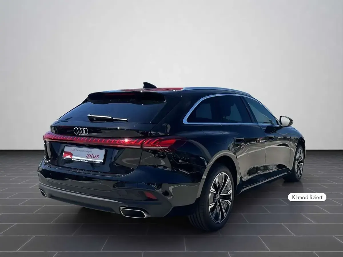 Gebraucht Audi A5 Ambiente 204 PS (150 kW) 2025 Mythosschwarz metallic (metallic) Kombi