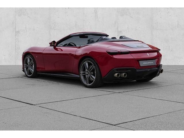 Gebraucht Ferrari Roma 620 PS (456 kW) 2024 Rot Coupé
