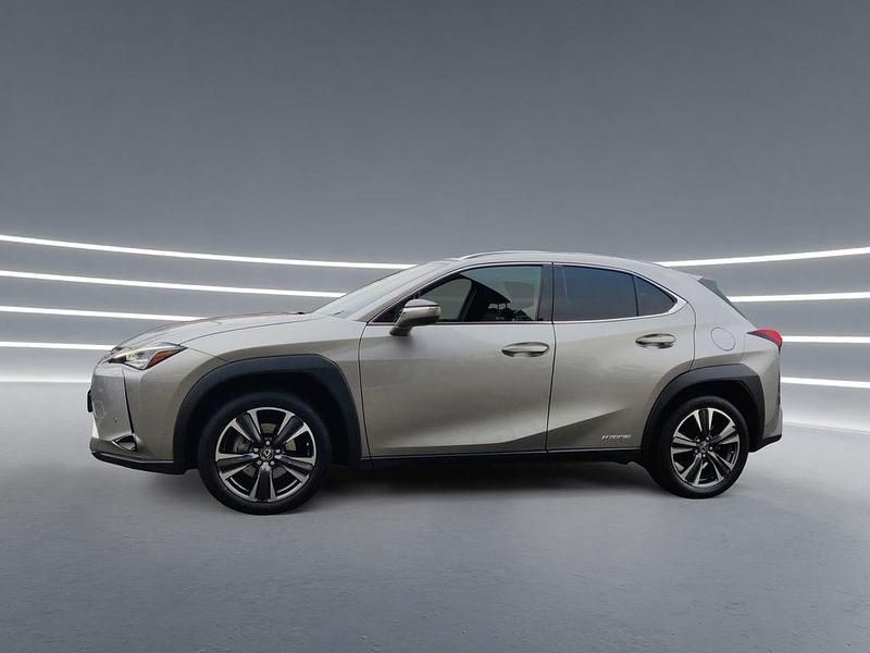 Gebraucht Lexus UX 250h 184 PS (135 kW) 2022 Grau SUV