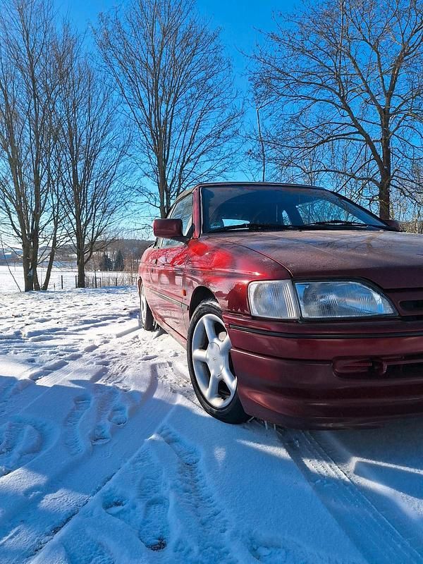Rot Gebraucht 1991 Ford Escort Cabriolet Cabrio | 4.499 € - Bild 1/4