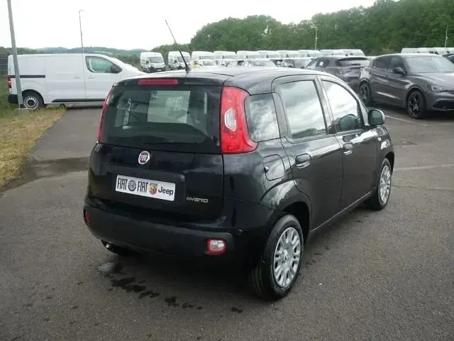Ny Fiat Panda 65 HK (47 kW) 2026 Sort Hatchback