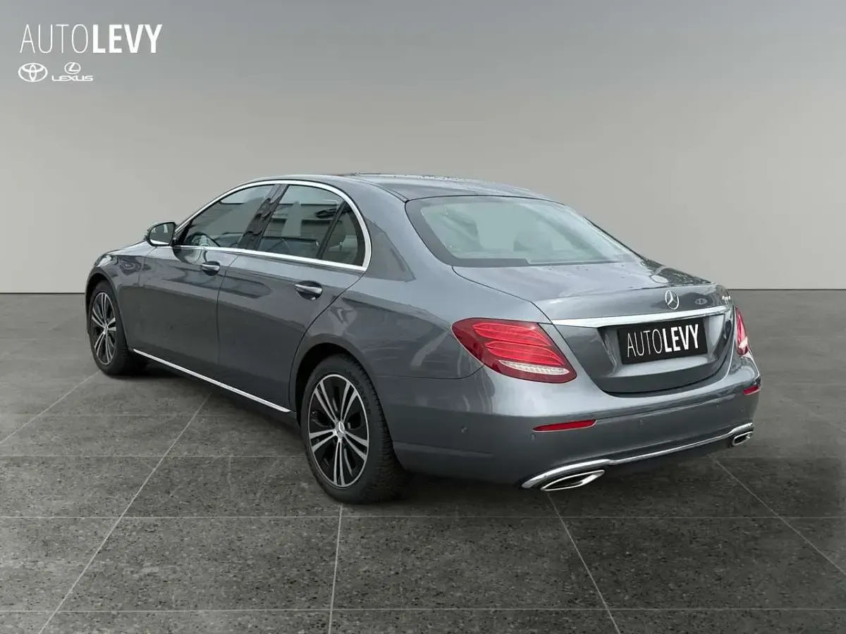 Gebraucht Mercedes E450 Avantgarde 367 PS (269 kW) 2019 Grau Limousine