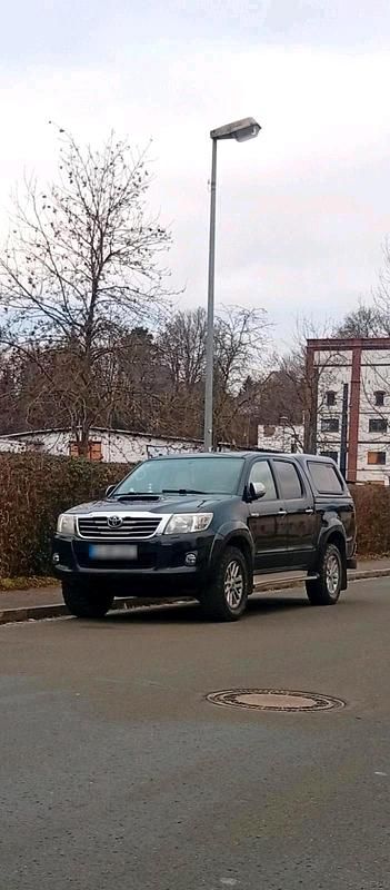 Gebraucht Toyota HiLux 171 PS (125 kW) 2012 Schwarz Pickup