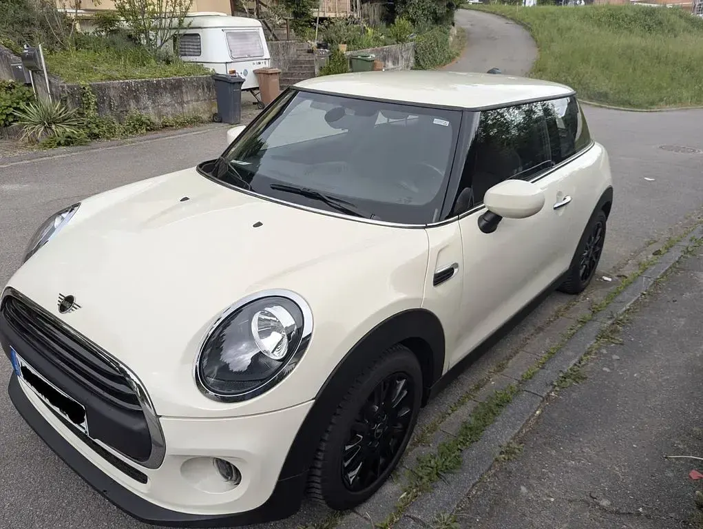 Gebraucht Mini ONE 102 PS (75 kW) 2020 Weiß Kleinwagen