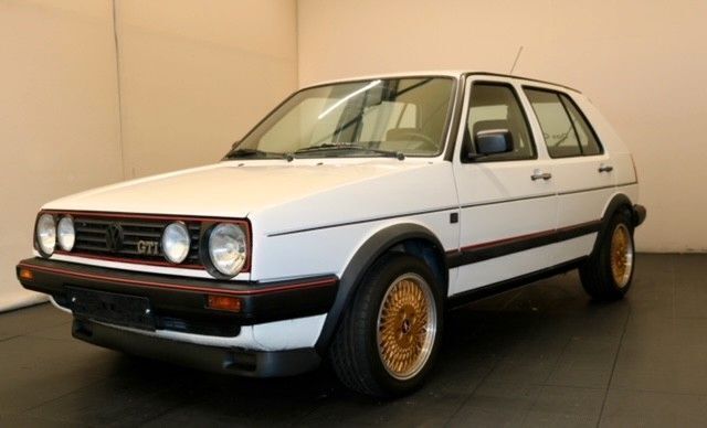 Weiß Gebraucht 1989 VW Golf II GTI Limousine | 15.900 € - Bild 1/4