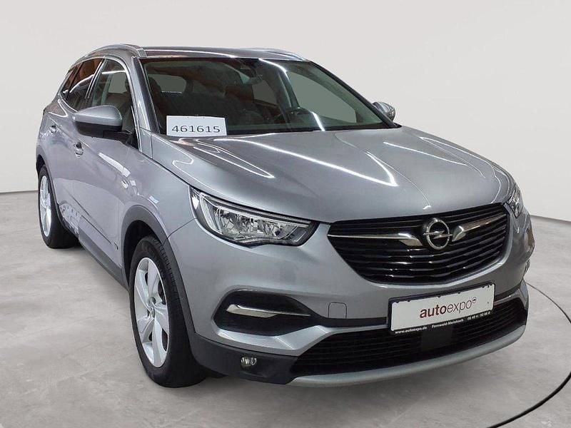 Quarz silber metallic Gebraucht 2021 Opel Grandland X Elegance SUV | 15.390 € (Superpreis) - Bild 1/4