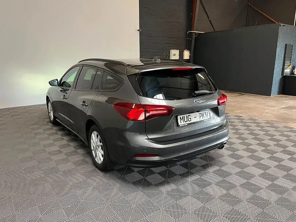 Gebraucht Ford Focus Cool & Connect 120 PS (88 kW) 2022 Grau Kombi