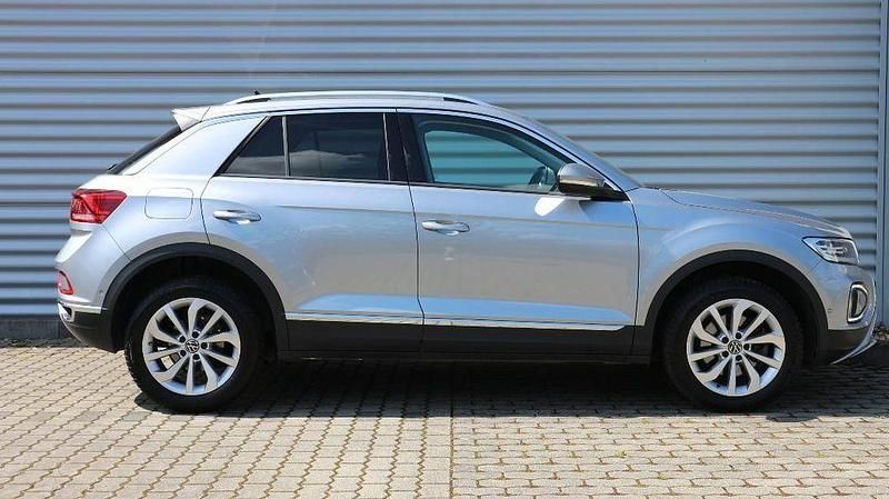 Gebraucht VW T-Roc Style 150 PS (110 kW) 2024 Silber SUV