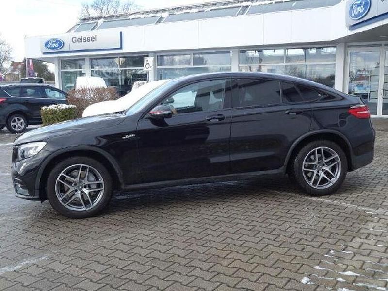 Gebraucht Mercedes GLC300 245 PS (180 kW) 2017 Obsidianschwarz  metalliclack (metallic) Coupé