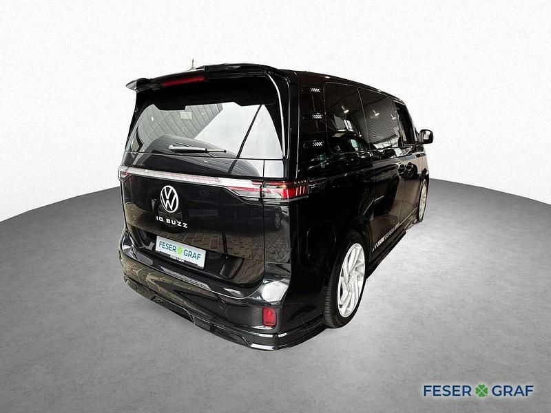 Gebraucht VW ID. Buzz Pro 150 kW (204 PS) 2025 Schwarz (deep black perleffekt) Van / Kleinbus