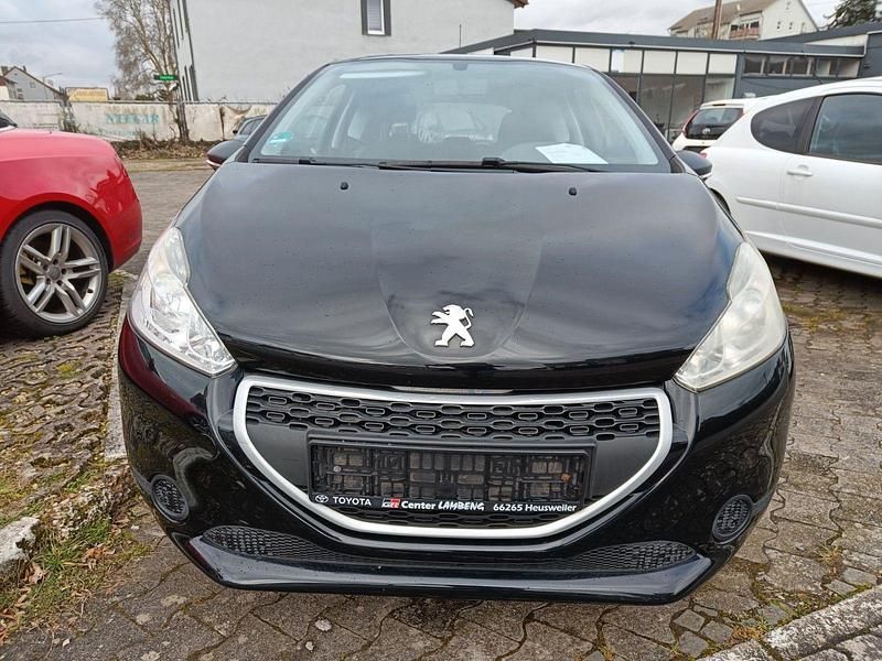 Gebraucht Peugeot 208 Access 68 PS (50 kW) 2013 Noir perla nera Kleinwagen