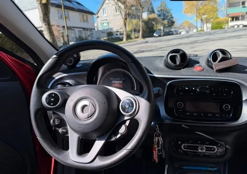 Gebraucht Smart ForFour 71 PS (52 kW) 2018 Rot Kleinwagen