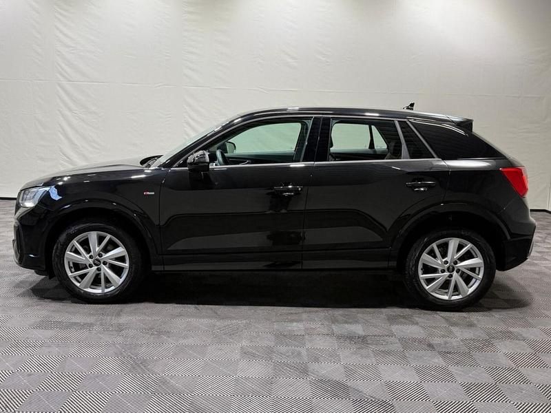 Gebraucht Audi Q2 S-Line 150 PS (110 kW) 2024 Mythosschwarz metallic SUV