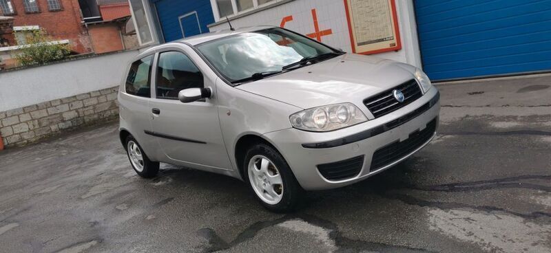 Silber Gebraucht 2004 Fiat Punto Dynamic Kleinwagen | 1.600 € (Fairer Preis) - Bild 1/4
