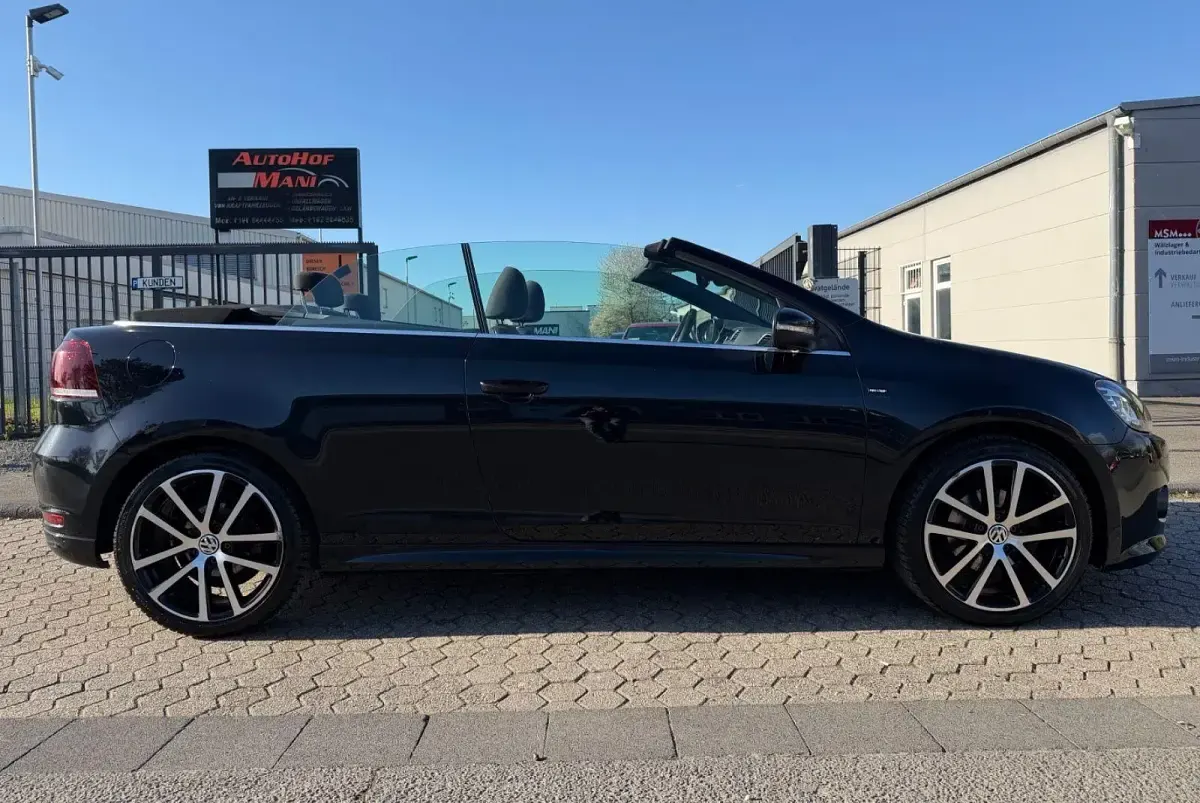 Gebraucht VW Golf Cabriolet Allstar 125 PS (91 kW) 2016 Schwarz Cabrio