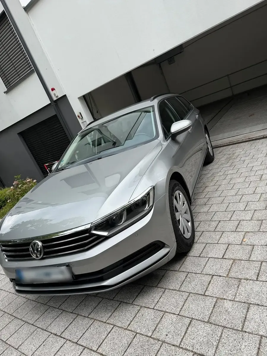 Gebraucht VW Passat 120 PS (88 kW) 2016 Kombi