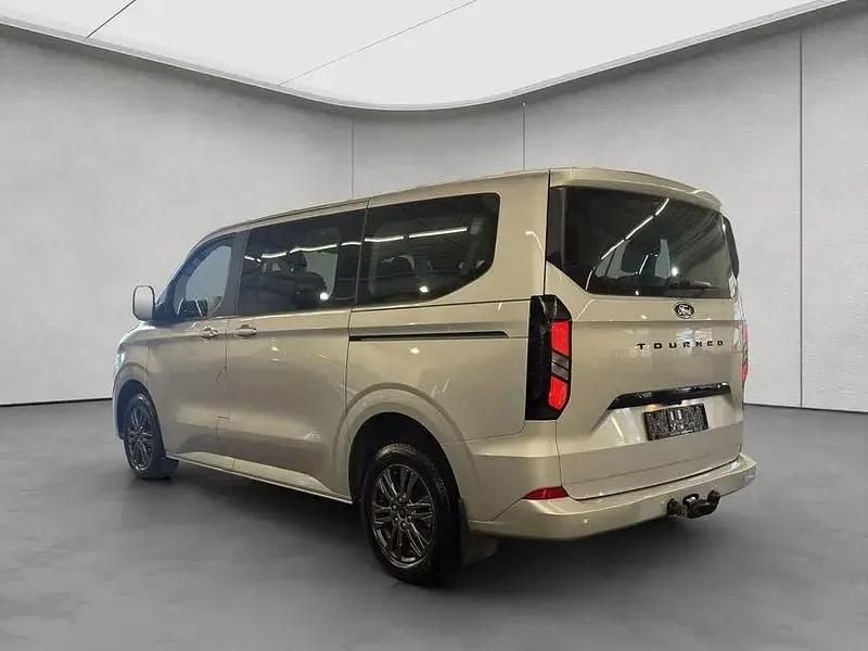 Gebraucht Ford Tourneo Custom Titanium 136 PS (100 kW) 2024 Silber Van
