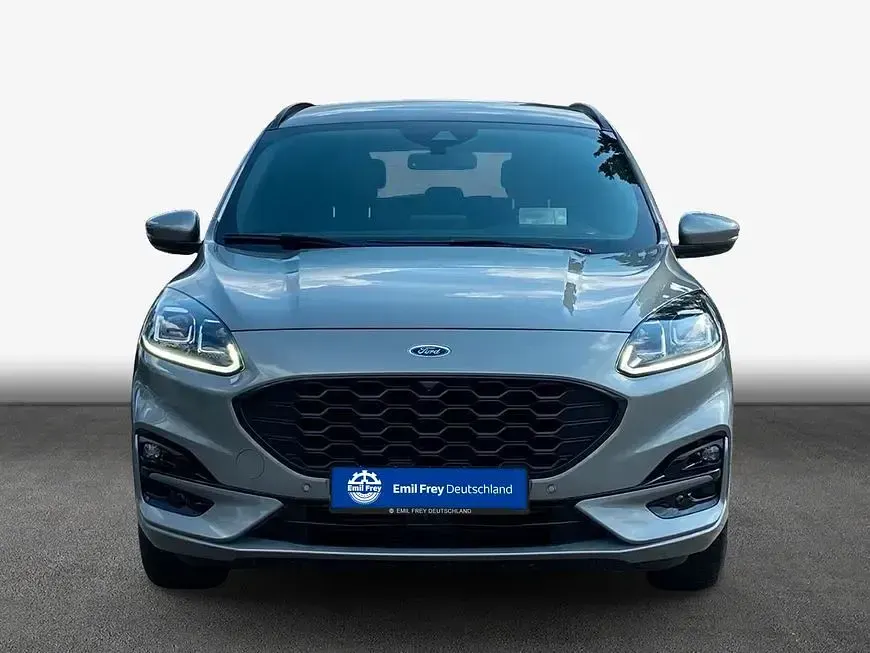 Gebraucht Ford Kuga ST-Line 150 PS (110 kW) 2023 Solar silver metallic SUV