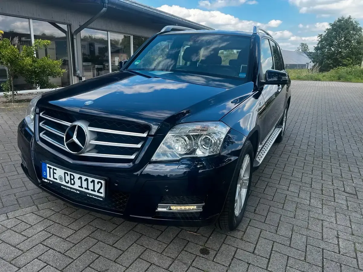 Gebraucht Mercedes GLK200 143 PS (105 kW) 2012 Blau SUV