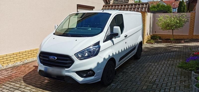 Gebraucht Ford Transit Custom 105 PS (77 kW) 2018 Weiß Van / Kleinbus
