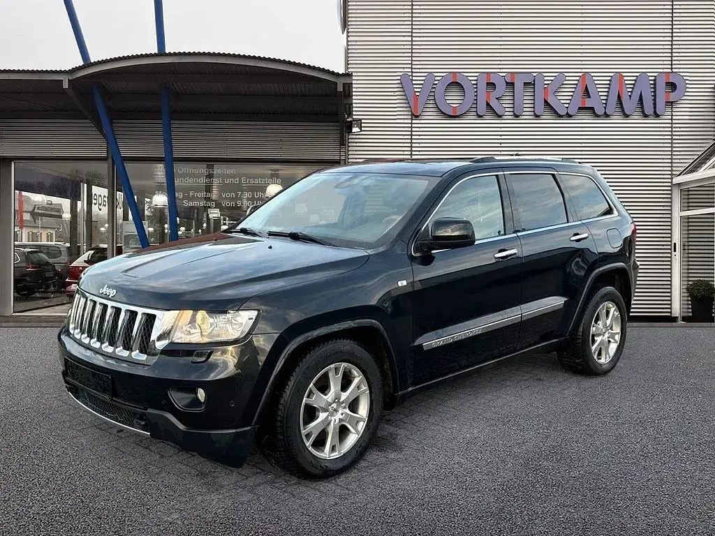 Gebraucht Jeep Grand Cherokee Overland 352 PS (258 kW) 2010 Brilliant black crystal pearl SUV
