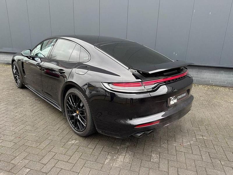 Gebraucht Porsche Panamera 466 PS (342 kW) 2022 Schwarz Limousine
