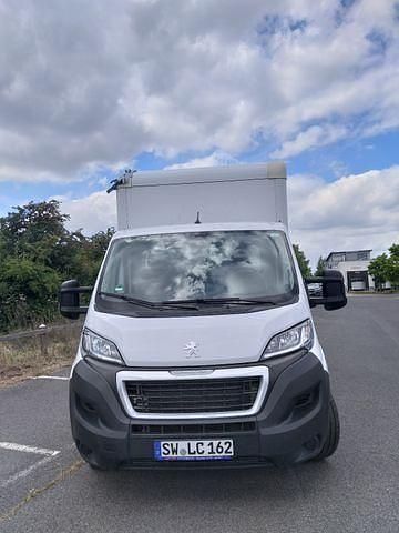 Eisweiß Gebraucht 2022 Peugeot Boxer Van | 18.900 € (Superpreis) - Bild 1/4