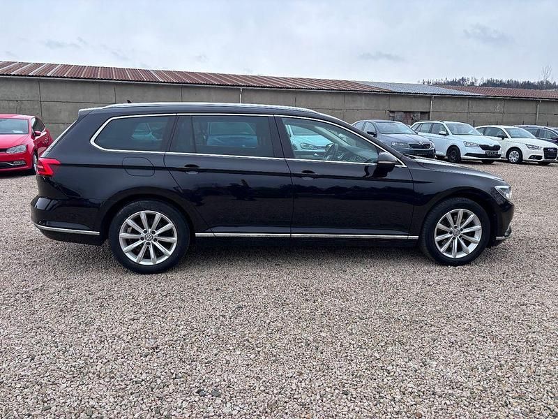 Gebraucht VW Passat Highline 150 PS (110 kW) 2017 Schwarz Kombi