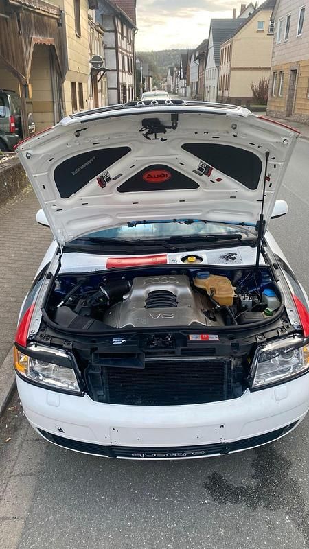 Second-hand Audi A6 165 CP (121 kW) 2000 Alb Break