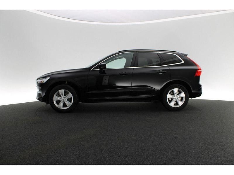 Gebraucht Volvo XC60 Core 197 PS (144 kW) 2023 Schwarz SUV