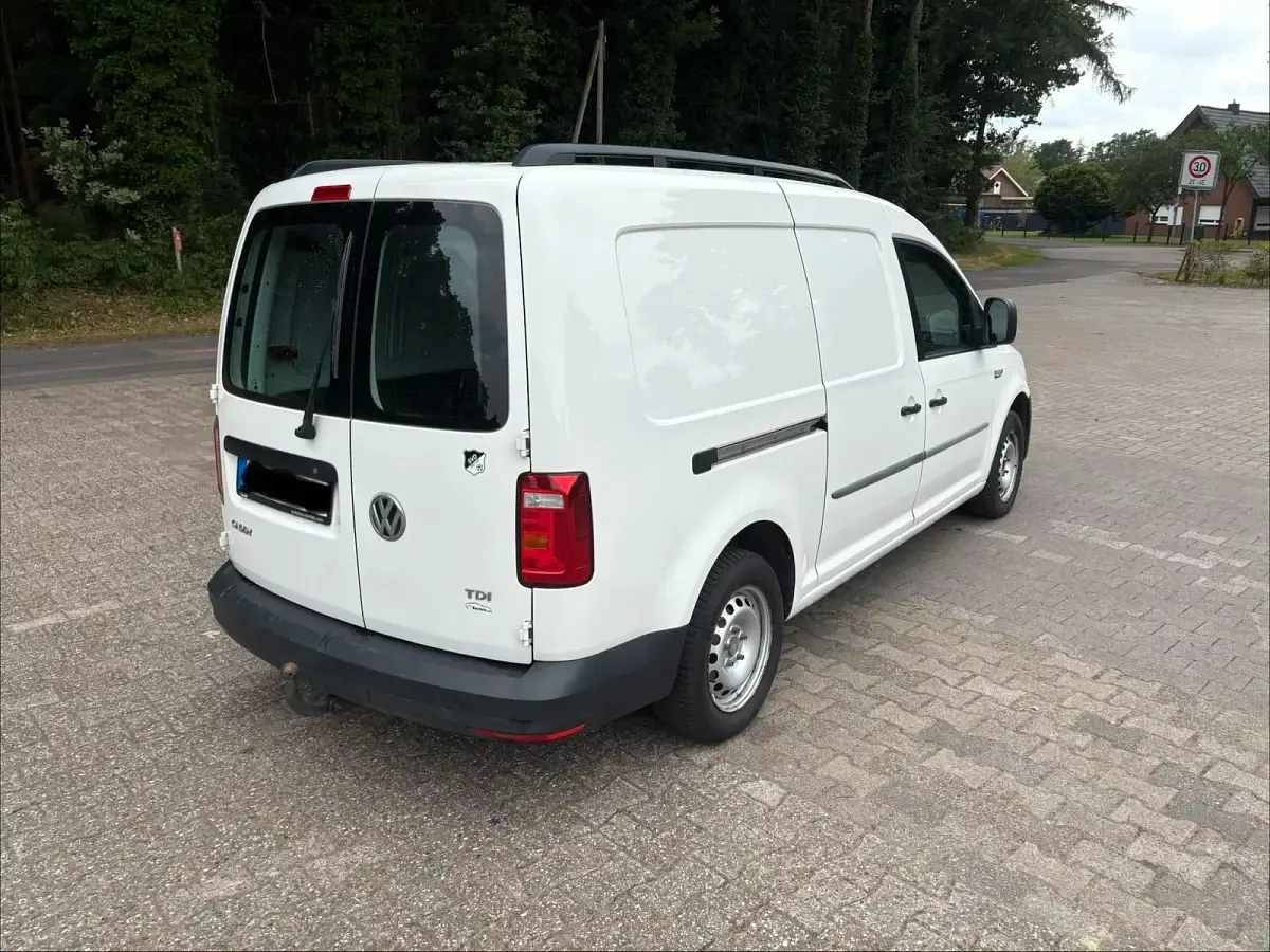 Gebraucht VW Caddy Maxi 102 PS (75 kW) 2017 Weiß Van / Kleinbus