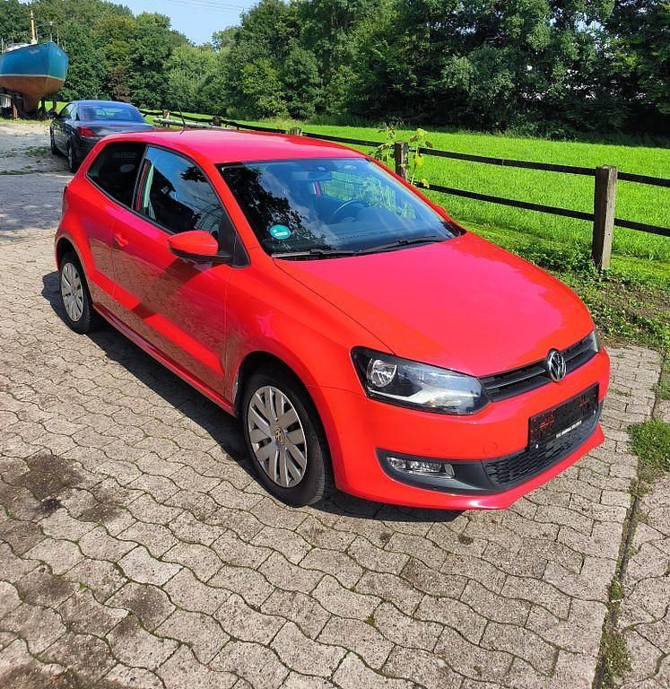 Rot Gebraucht 2011 VW Polo Trendline Kleinwagen | 4.100 € (Superpreis) - Bild 1/4