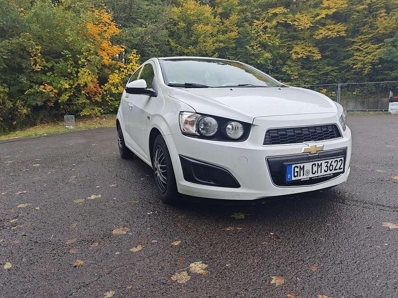 Gebraucht 2013 Chevrolet Aveo LT Limousine | 3.399 € (Etwas zu teuer) - Bild 1/4