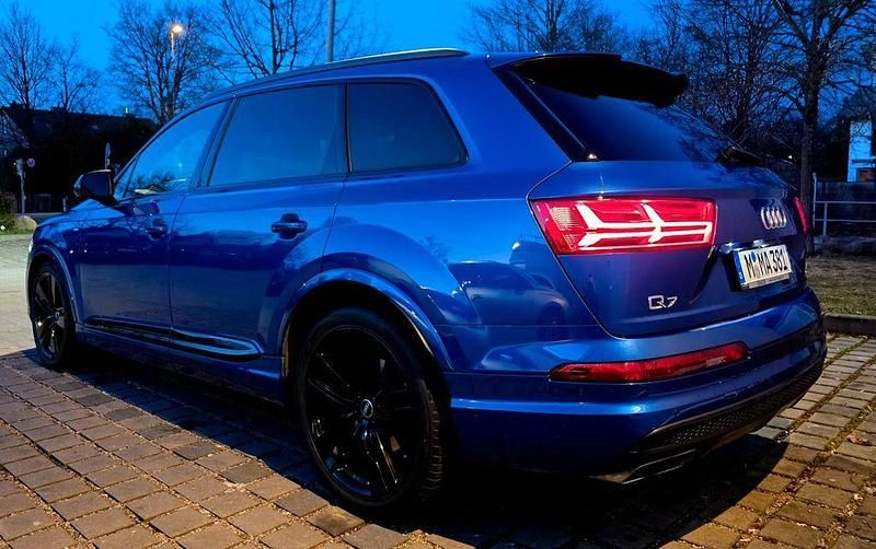 Gebraucht Audi Q7 Ambiente 272 PS (200 kW) 2017 Blau SUV