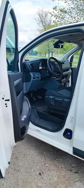 Gebraucht Toyota Proace 122 PS (89 kW) 2019 Weiß Van / Kleinbus