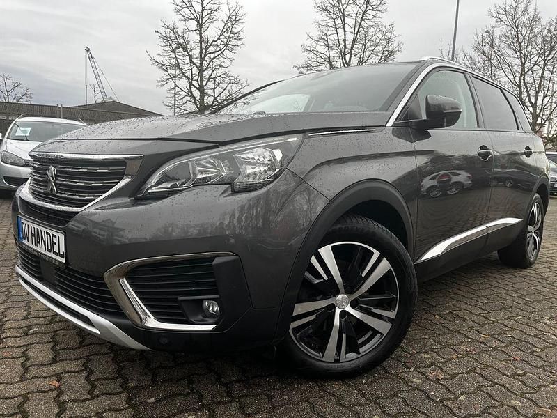 Gebraucht Peugeot 5008 Allure 131 PS (96 kW) 2020 Gris platinium SUV
